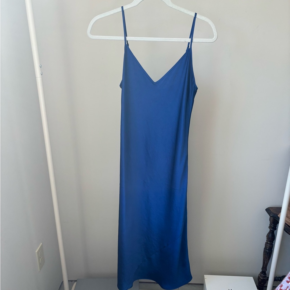 Aritzia Wilfred Only Slip Midi Dress